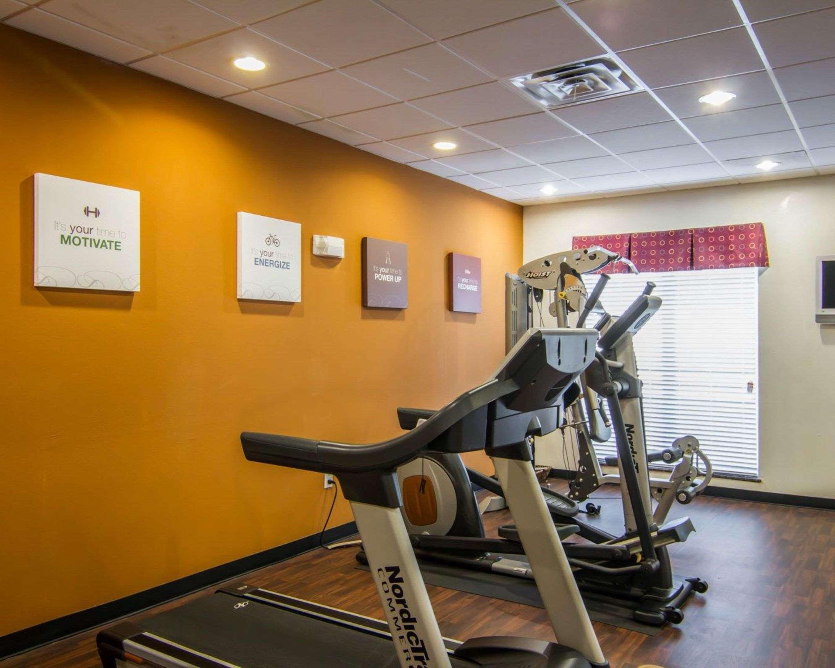 Comfort Suites West Dallas - Cockrell Hill Экстерьер фото