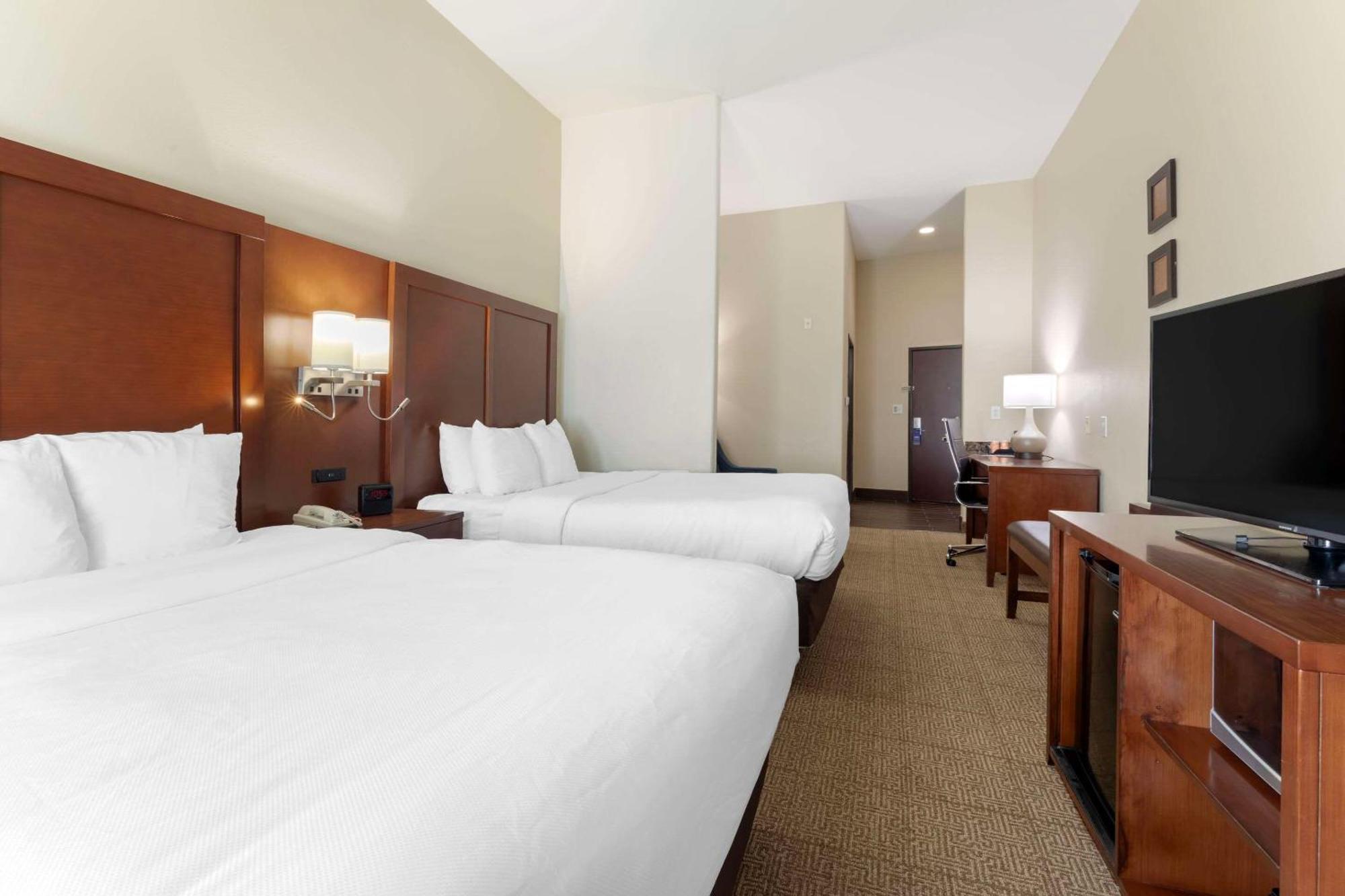 Comfort Suites West Dallas - Cockrell Hill Экстерьер фото
